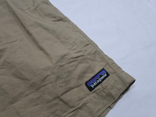 Bermuda Patagonia Talla 32 Cafe