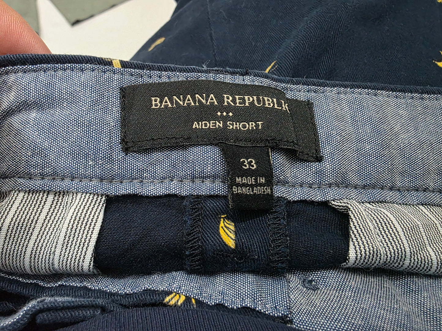 Bermuda Banana Republic 33 Aiden Azul Platanos