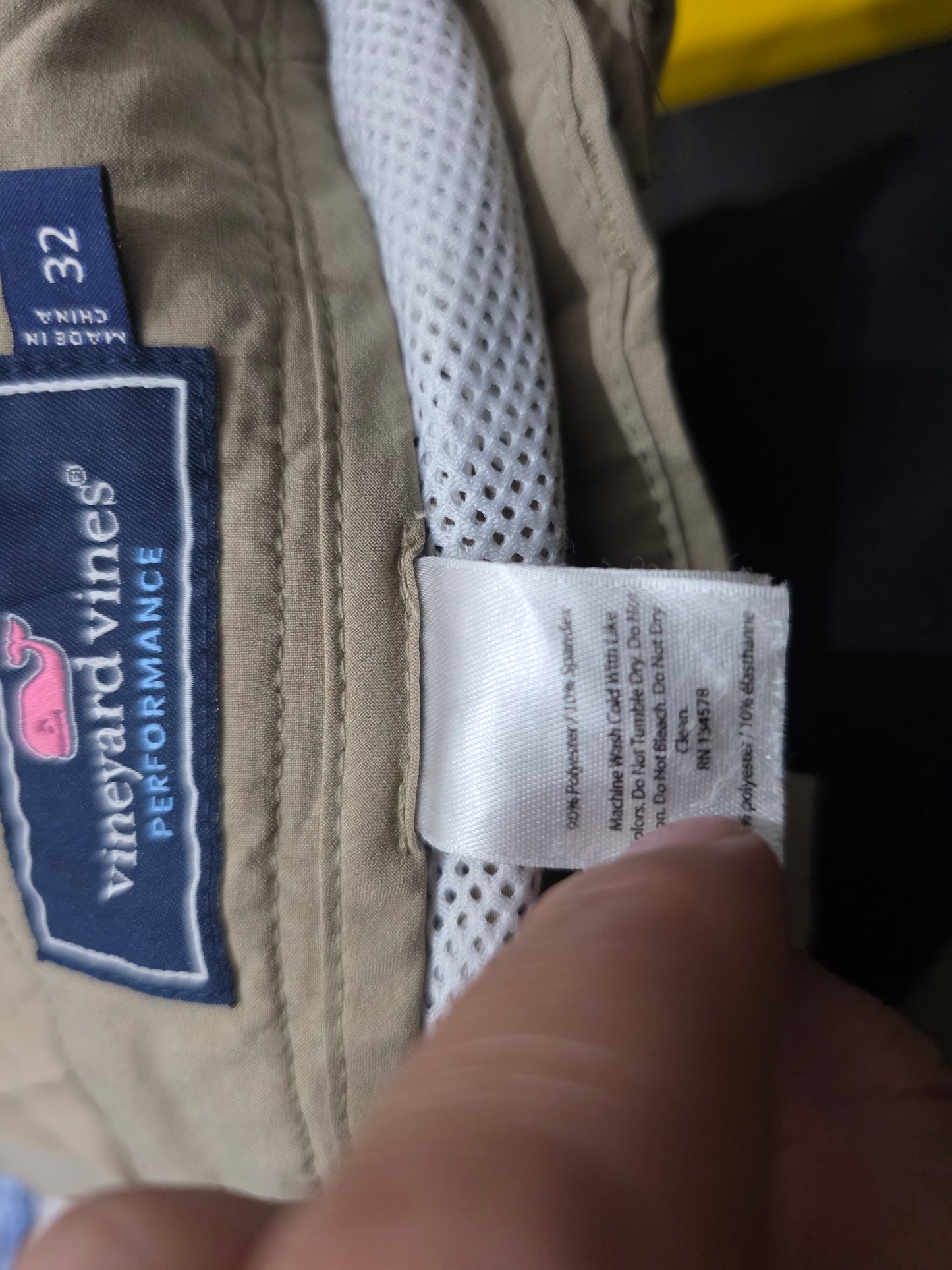 Bermuda Vineyard Vines Talla 32 Cafe