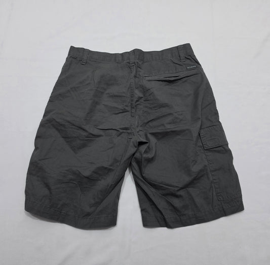 Bermuda Columbia Talla 32 Gris Oscuro