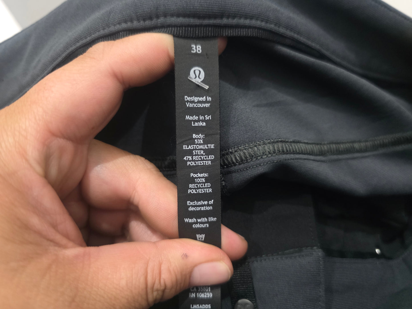 Pantalon Lululemon 38 Gris Slimfit Deportivo (Usado)