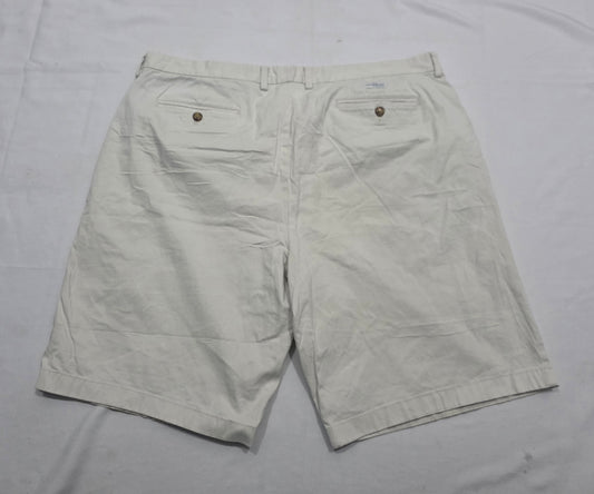 Bermuda Vineyard Vines Talla 42 Blanco (Usado)