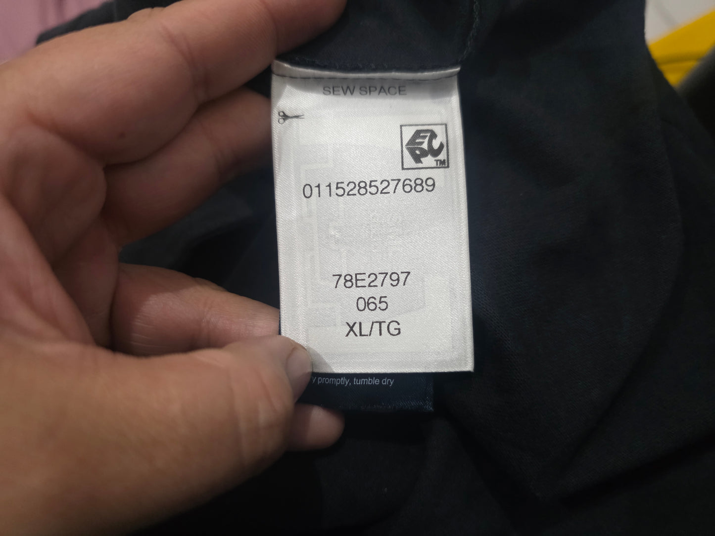 Playera Tommy Hilfiger Xgrande XL Negro NY (NUEVO)