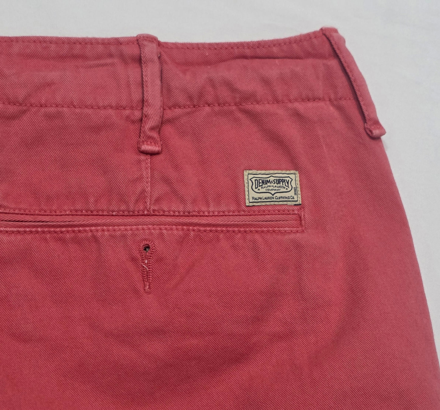 Bermuda Ralph Lauren Talla 36 Coral Deslavado