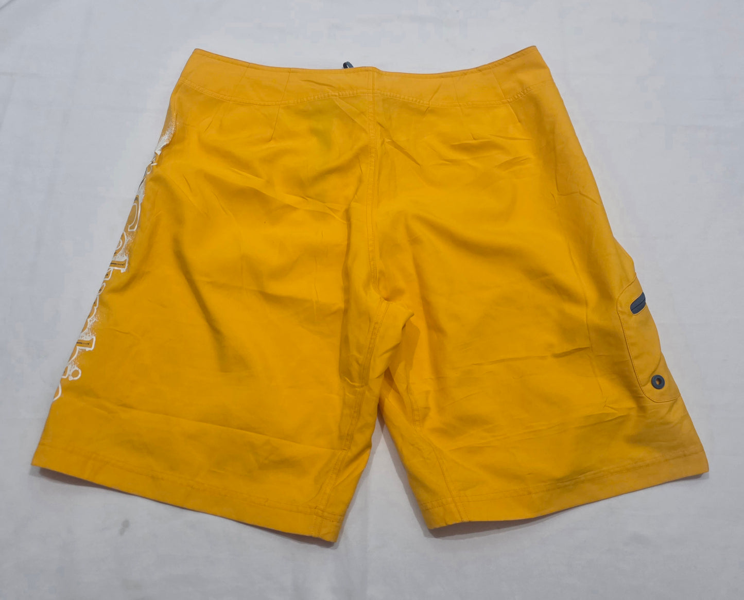 Bermuda Columbia Pfg Talla 40 Amarillo
