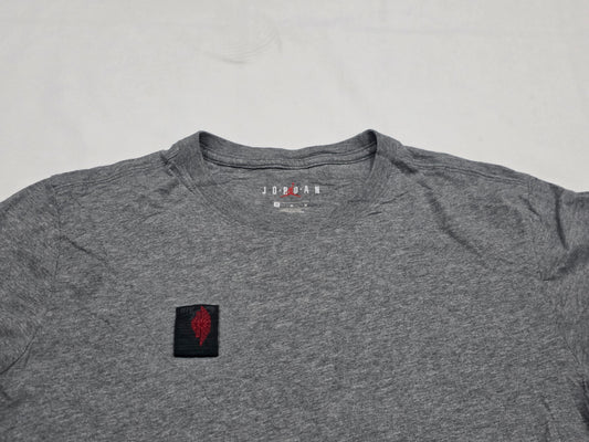 Playera Jordan Air Wings Mediana M Gris (Usado)