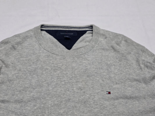 Sueter Tommy Hilfiger Grande L Gria Cuello V (Usado)