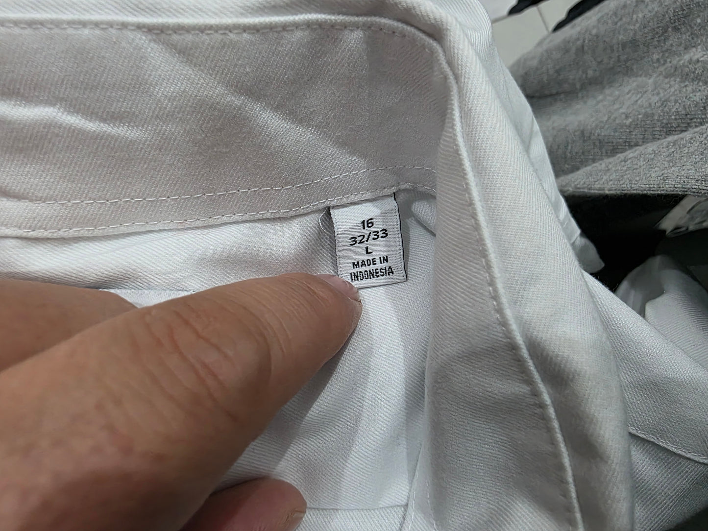 Camisa Calvin Klein Grande 16 32-33 Slimfit Infinite Blanco (Usado)