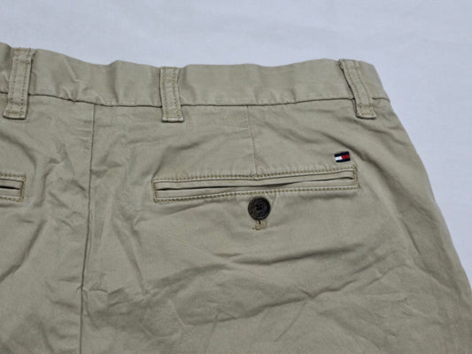 Bermuda Tommy Hilfiger Talla 32 Café (Usado)