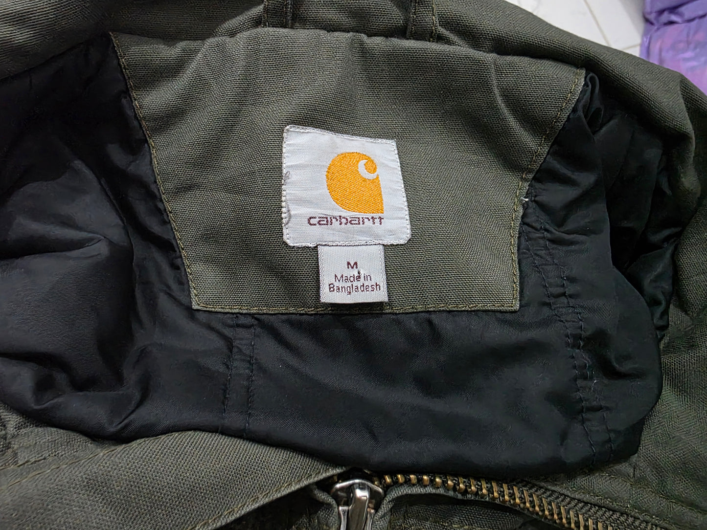 Chamarra Carhartt Mediana M Verde (Usado)