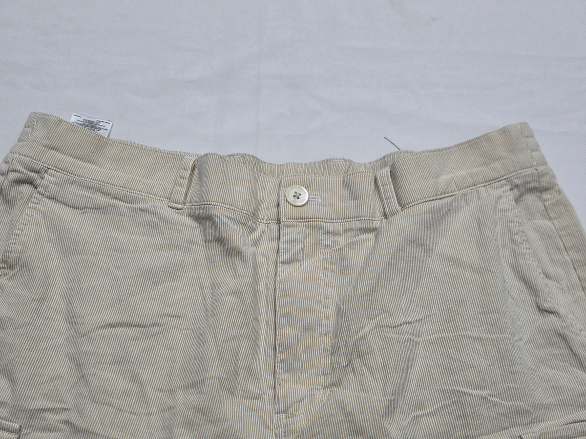 Bermuda Short Brooks Brothers Talla 36 Beige (Usado)