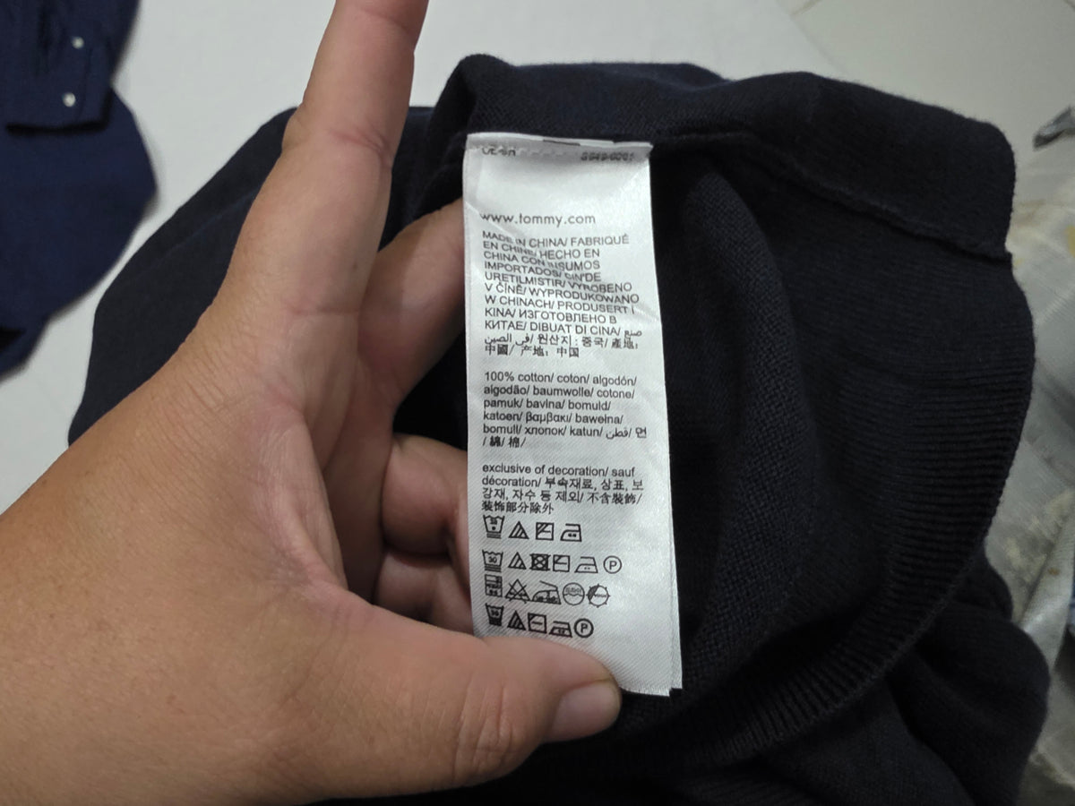 Sueter Tommy Hilfiger 2xl Azul Marino Cuello V (Usado)