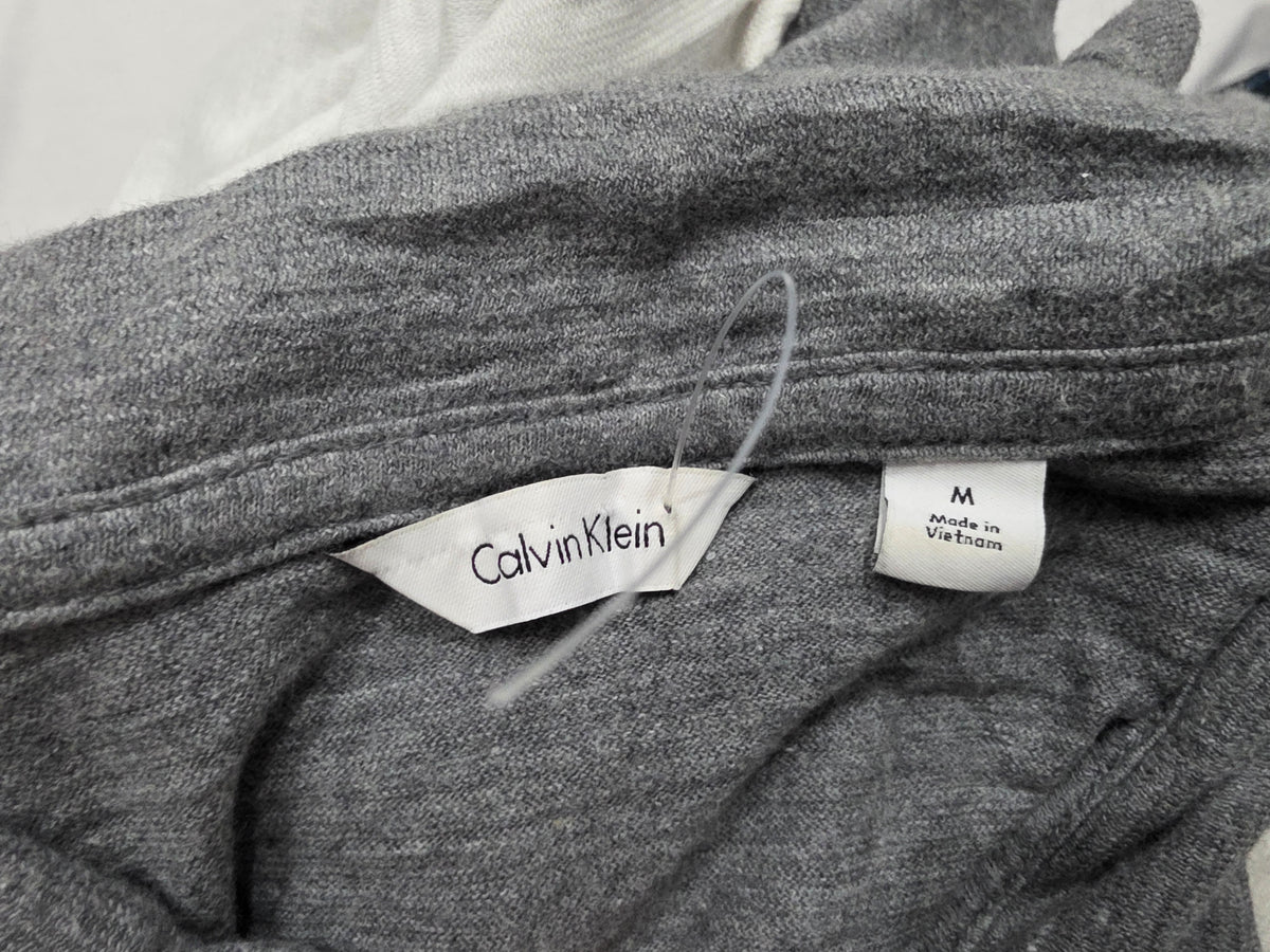 Playera Calvin Klein Mediana M Polo Blanca Y Gris (Usado)