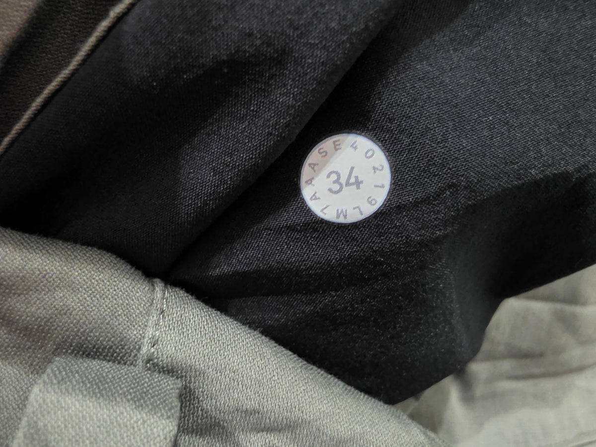 Bermuda Lululemon Talla 34 Verde (Usado)