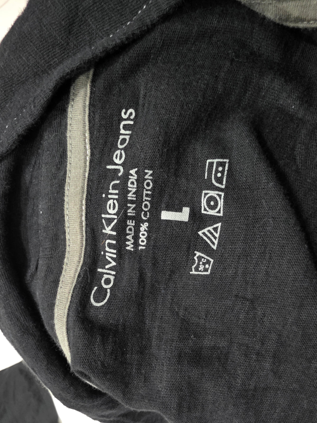 Playera Polo Calvin Klein Jeans Grande L Negro (Usado)