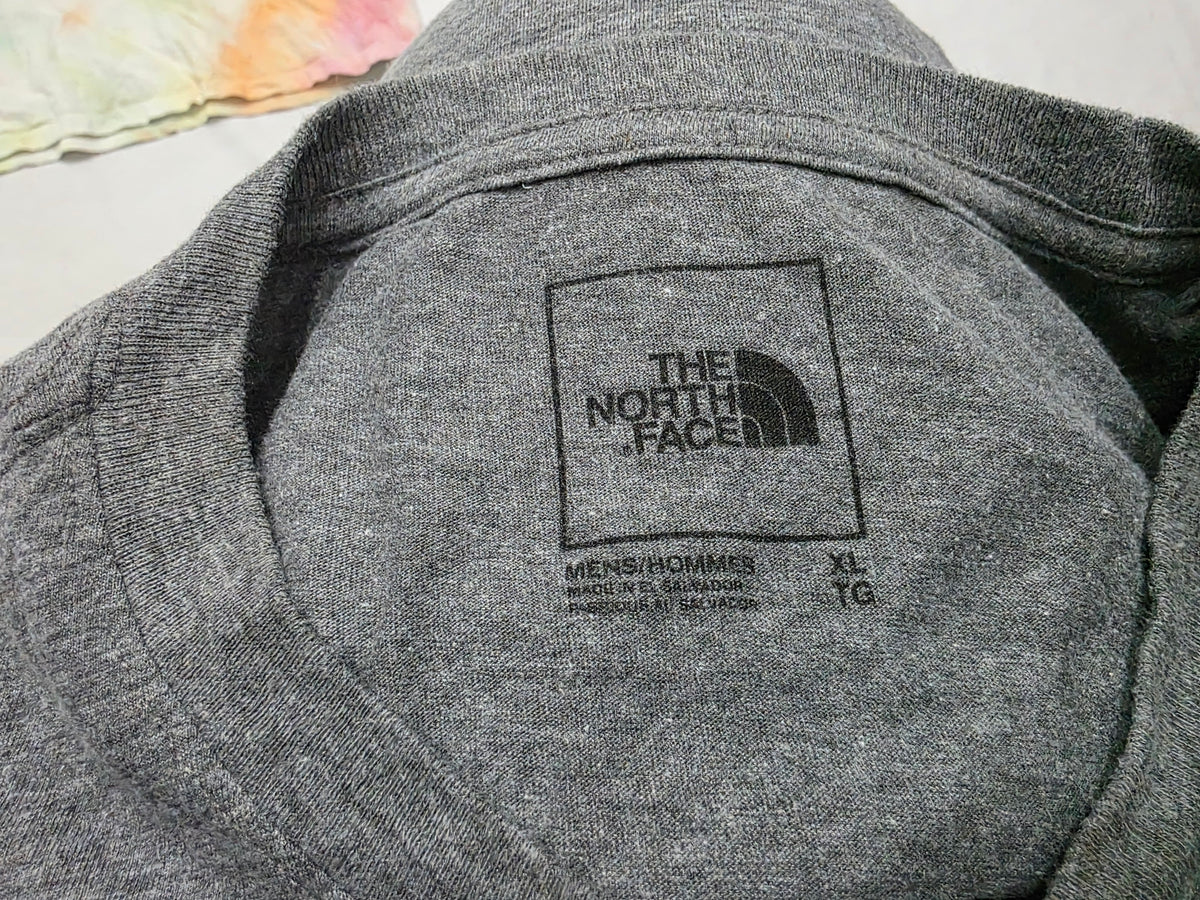 Playera The North Face Xgrande Xl Gris (Usado)