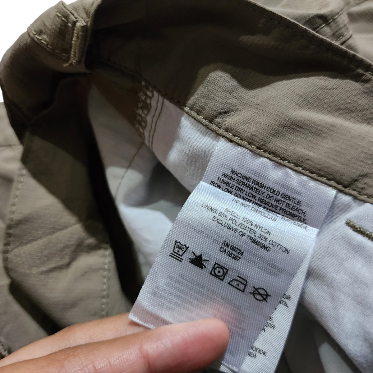 Bermuda Columbia Talla 44 Omni Shade Café