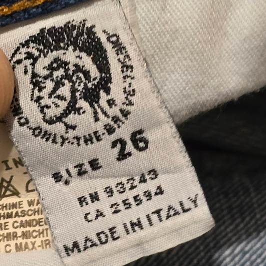 Pantalon Diesel 26x32 Slim Bota