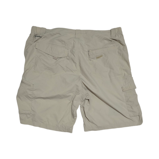 Short Columbia Talla 40 Beige