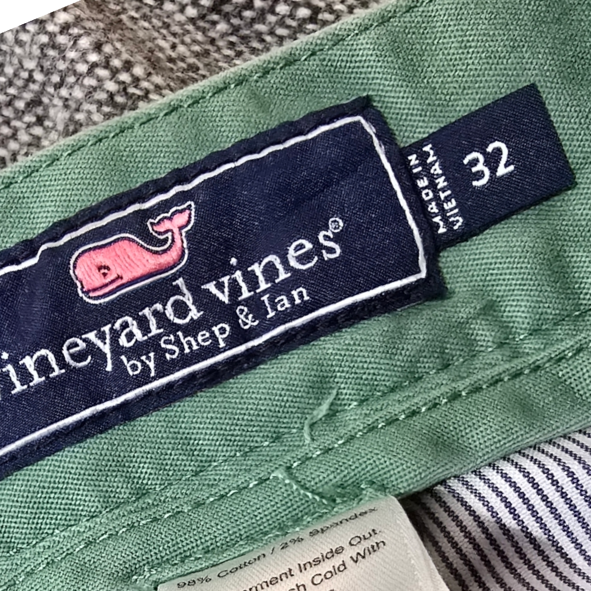 Bermuda Vineyard Vines Talla 32 Verde