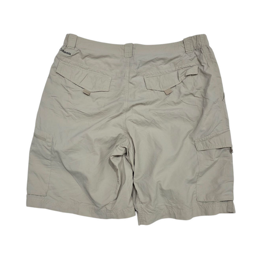 Short Columbia Talla 38 Beige