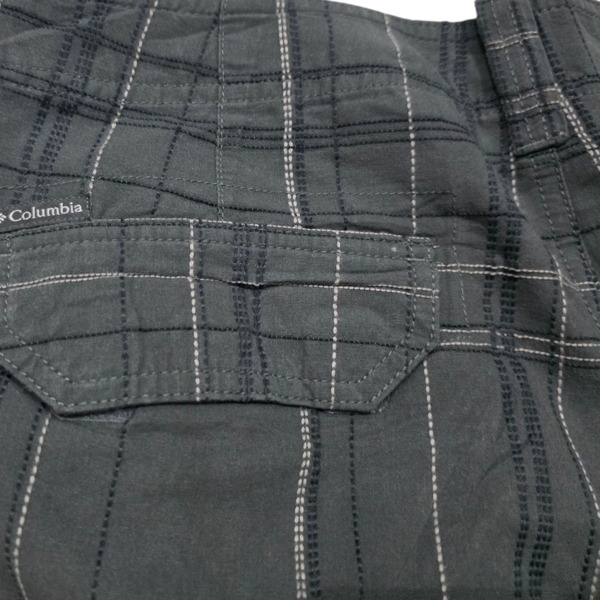 Bermuda Cargo Columbia Talla 34 Cuadro Gris