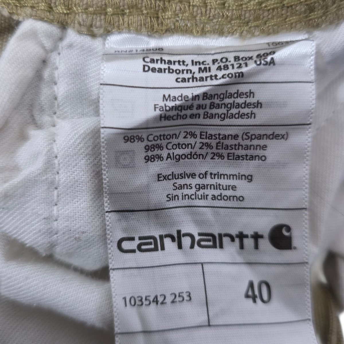 Bermuda Carhatt Talla 40 Cafe