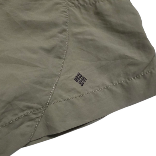 Bermuda Columbia Grande L Verde Con Cinturon Omni Shade