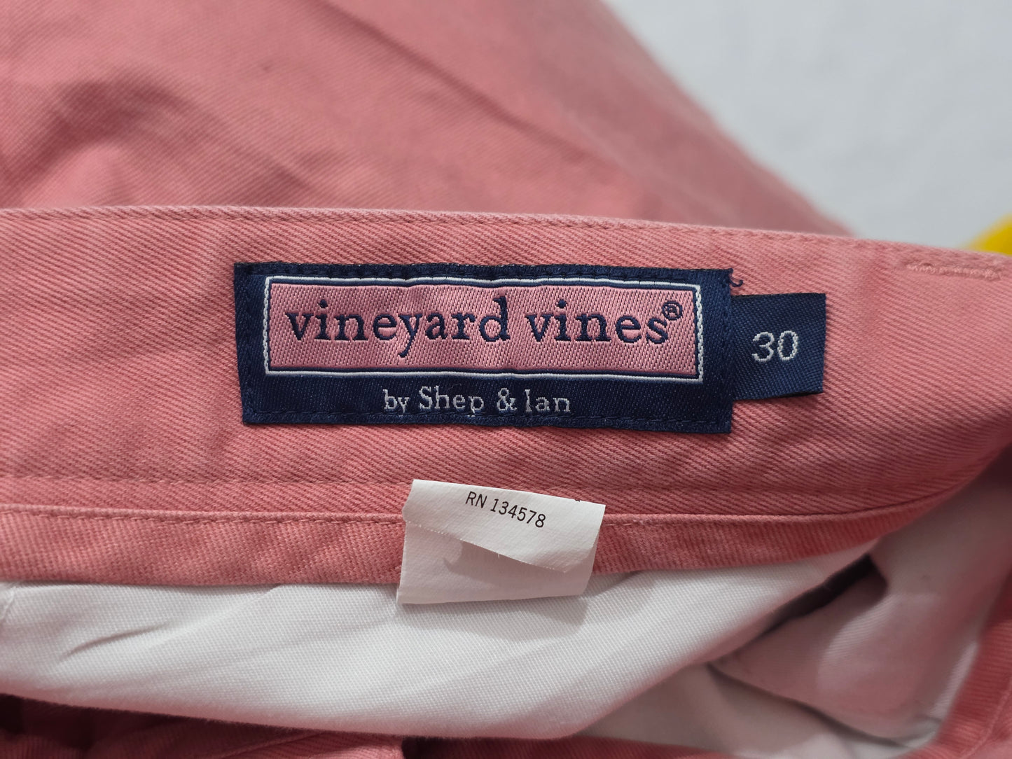 Bermuda Vineyard Vines Talla 30 Coral Club Short