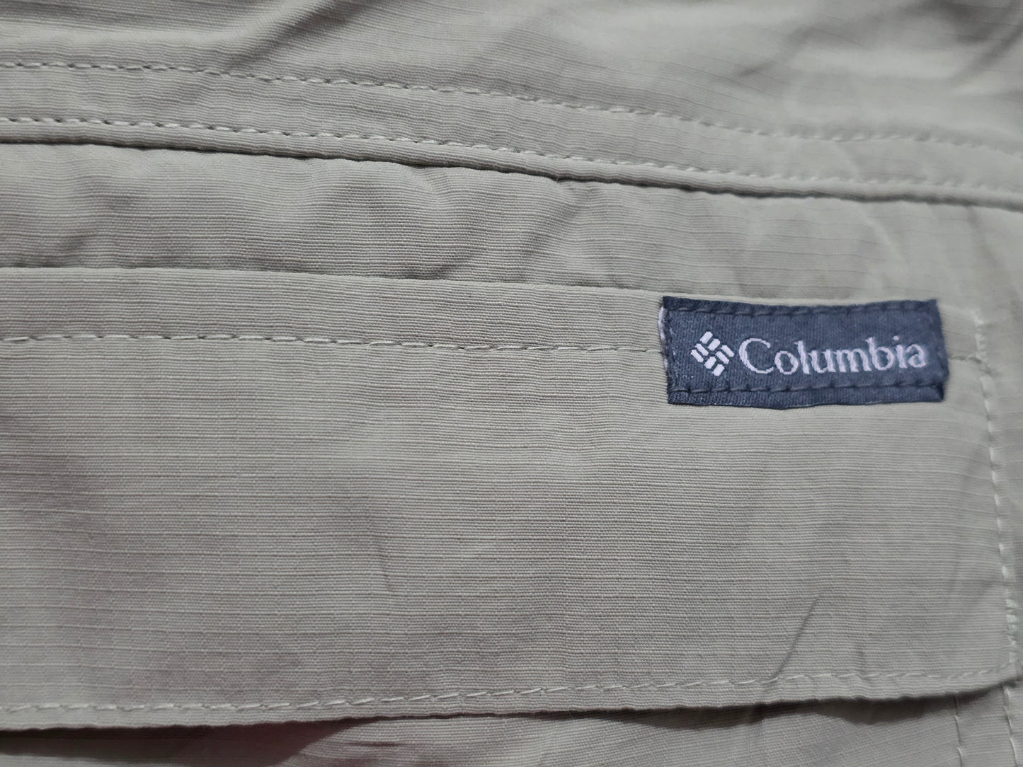Bermuda Con Cinturon Columbia Talla 38 Cafe