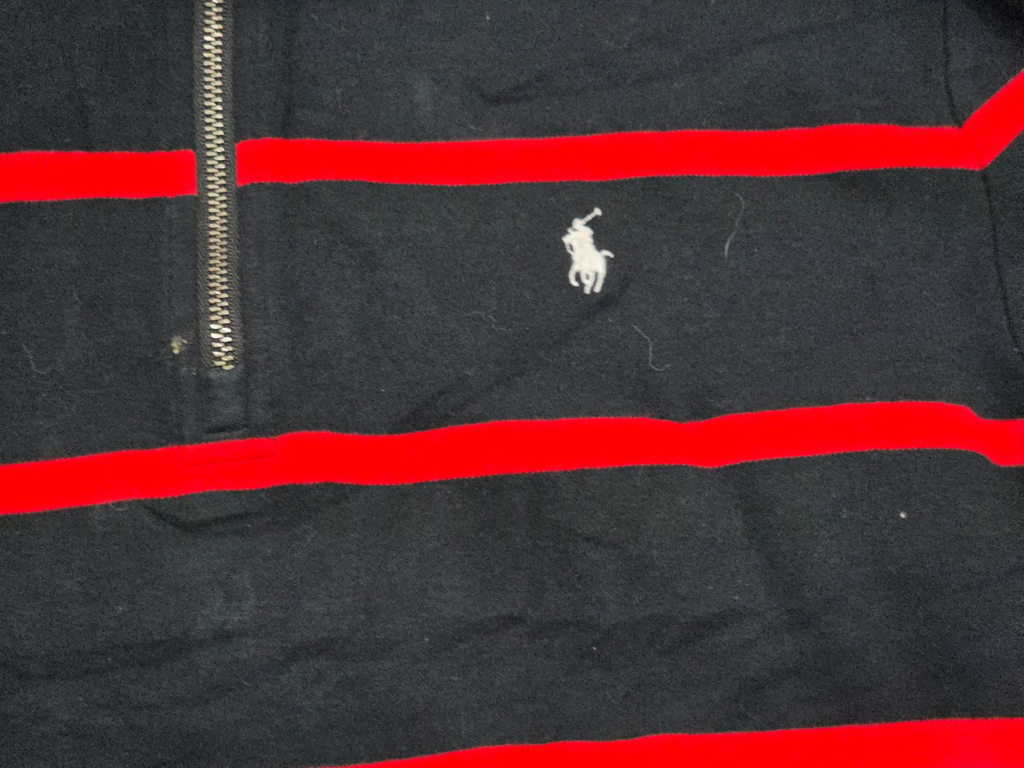 Sueter Ralph Lauren Adolescente XL 18-20 Negro lineas rojas