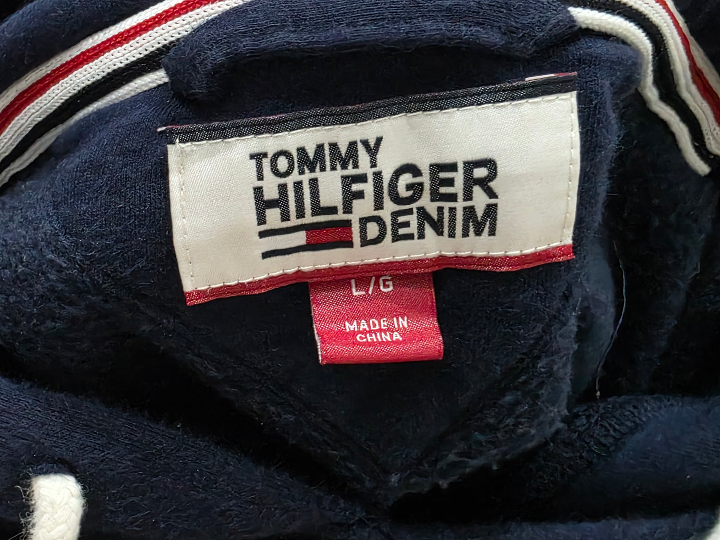 Sudadera Tommy Hilfiger Grande L Azul Detalle En Area Rojo