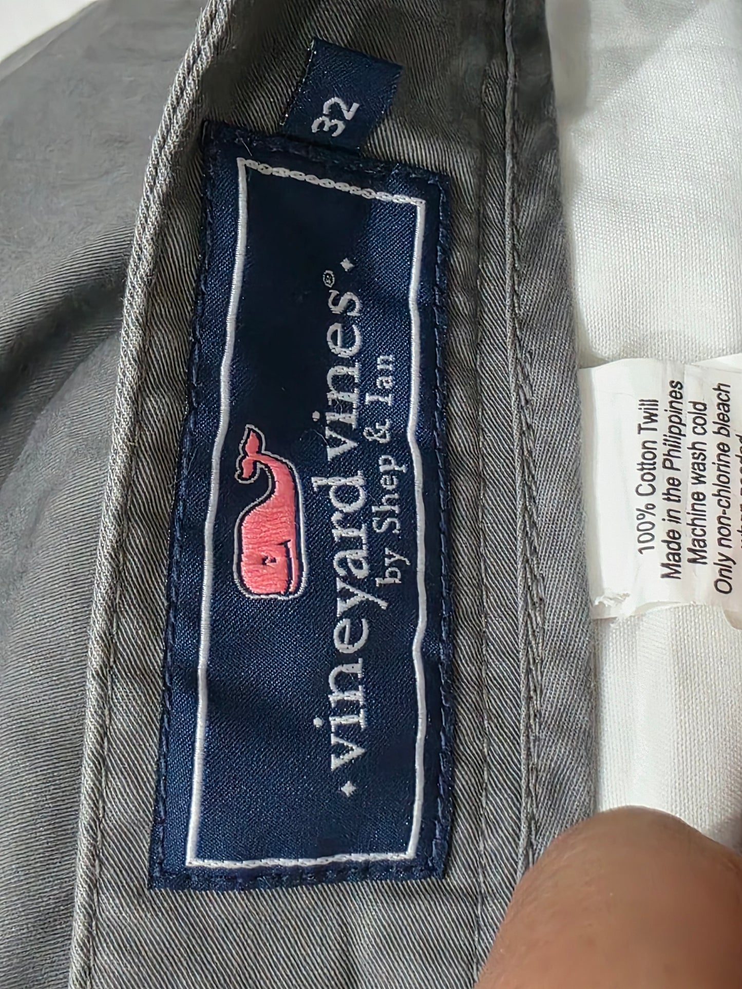 Bermuda Vineyard Vines Talla 32 Gris Oscuro