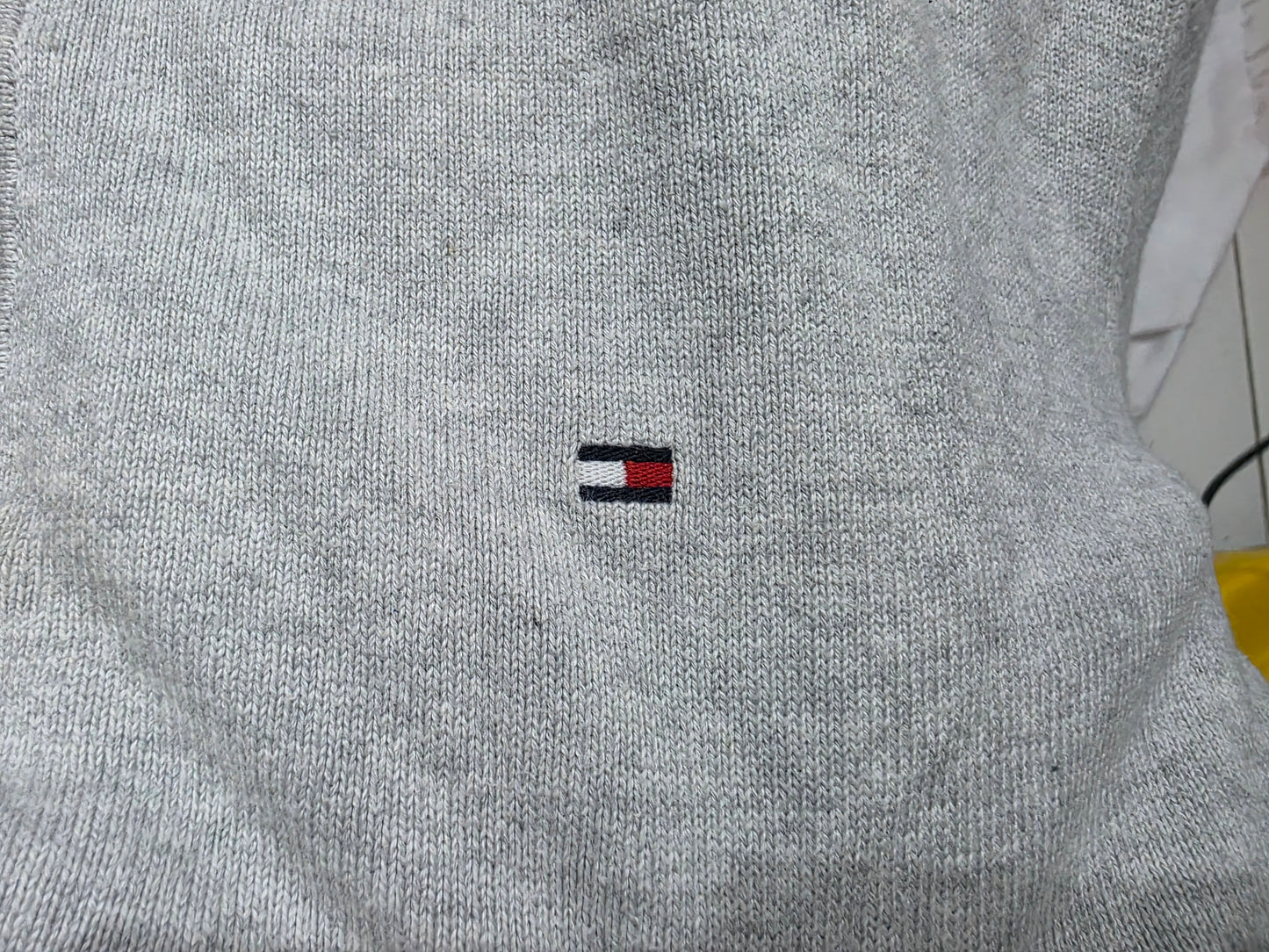 Sueter Tommy Hilfiger Xgrande Xl Gris Cierre Corto