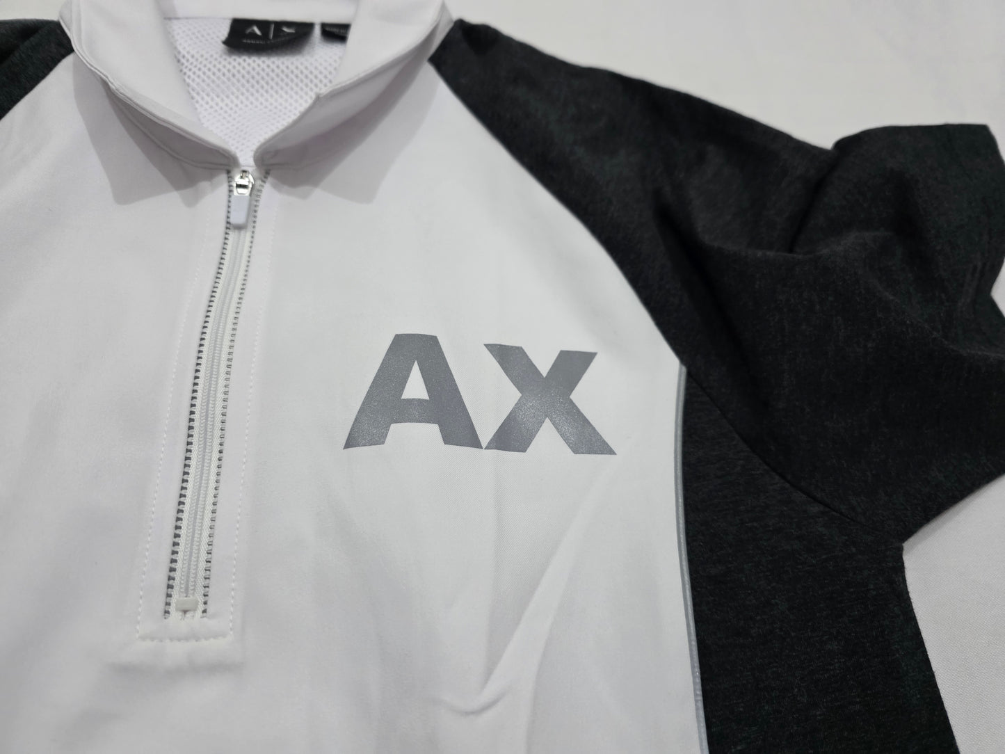 Playera Polo Armani Exchange Xchico Xs Blanca Y Negro