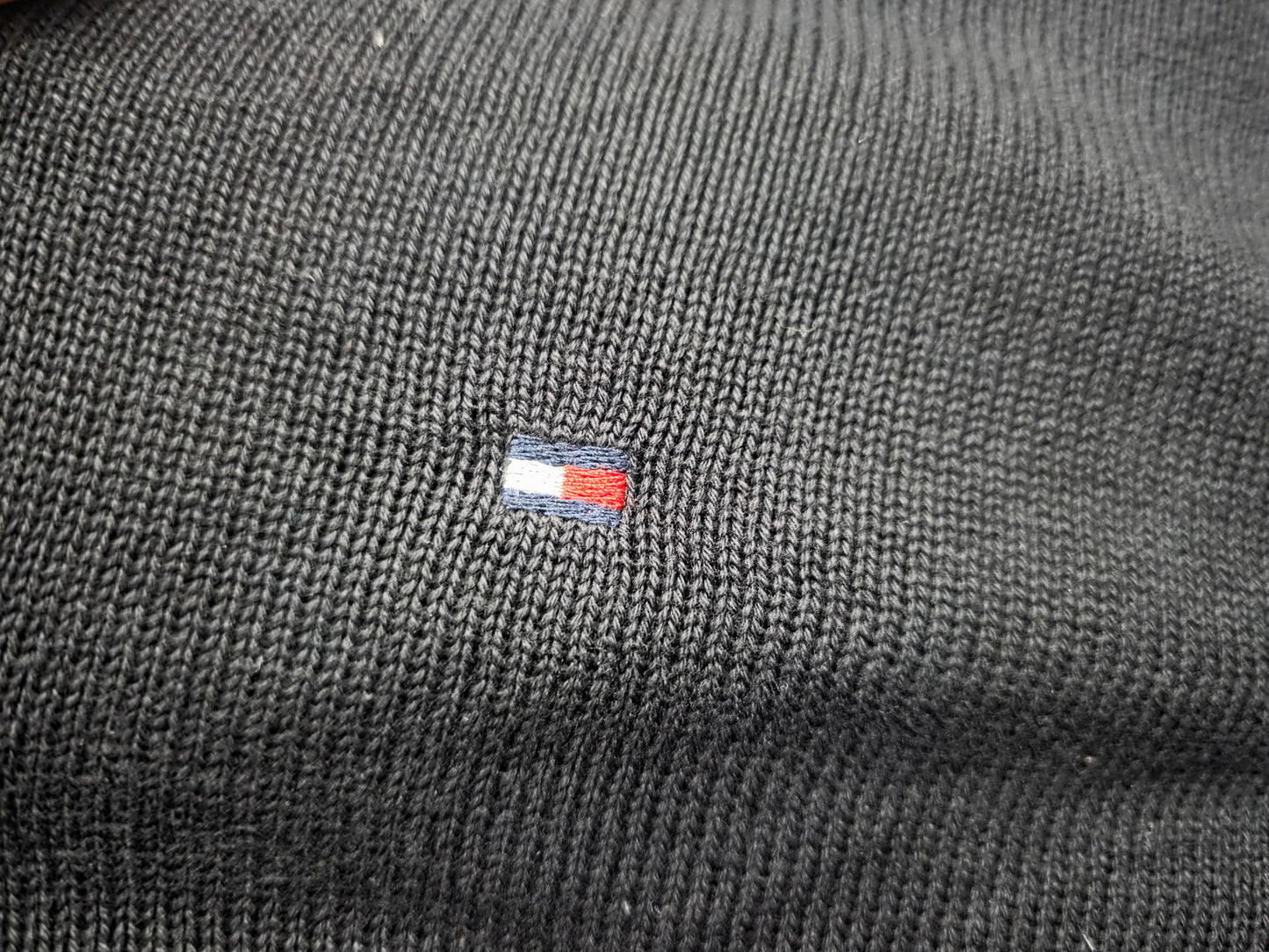 Sueter Tommy Hilfiger Xgrande Xl Negro (Usado)