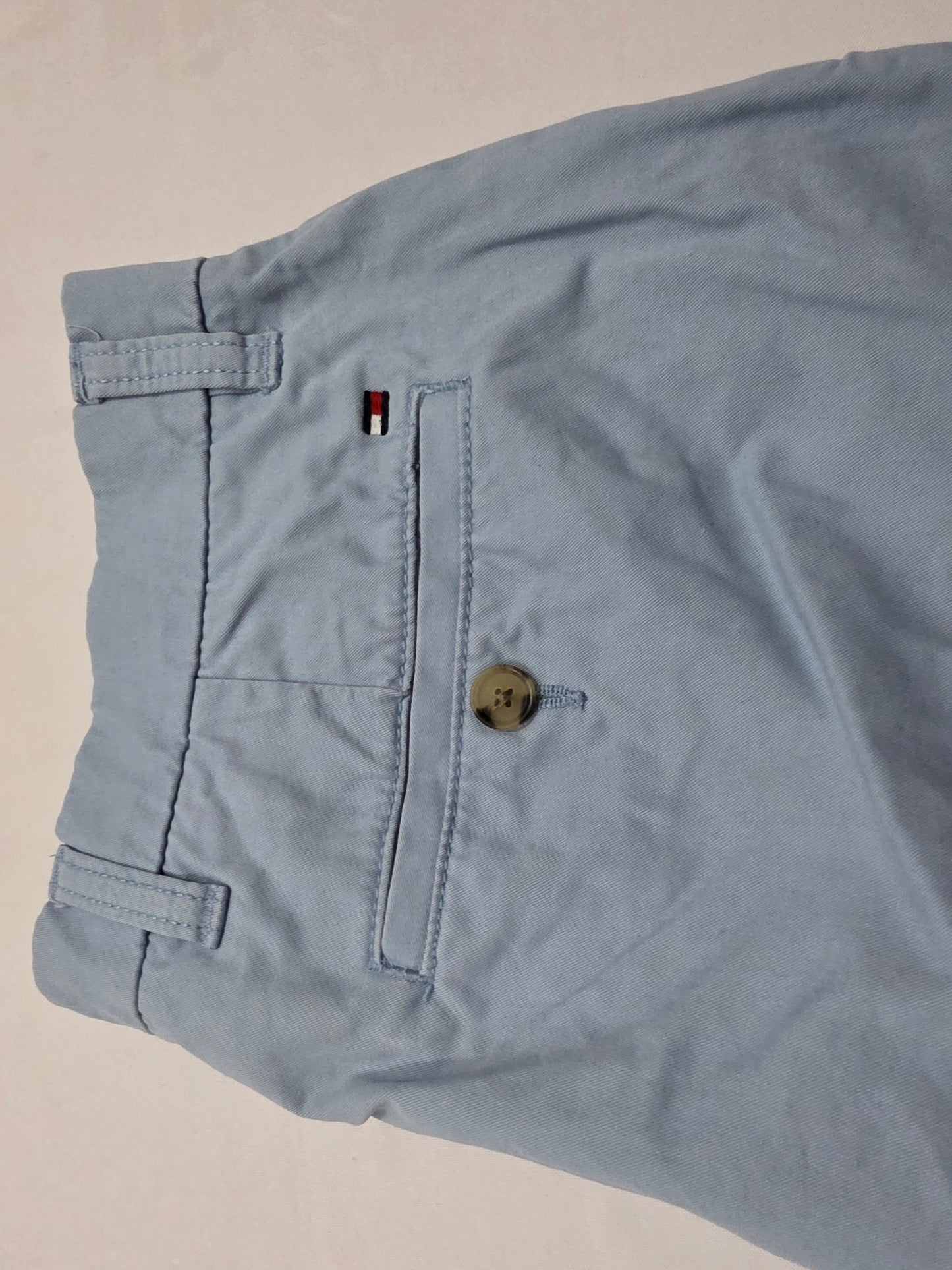 Bermuda Tommy Hilfiger Talla 29 Azul Claro