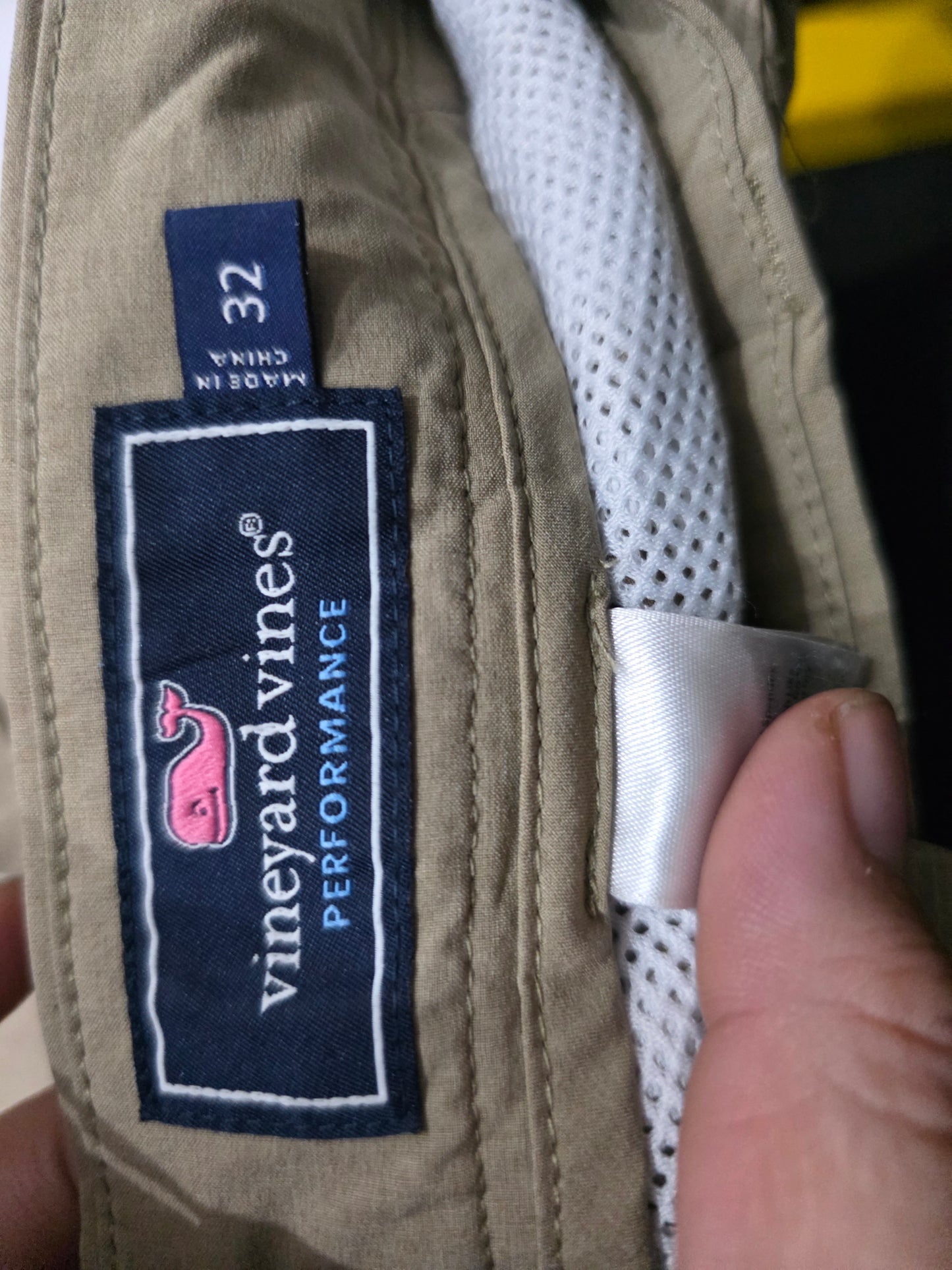 Bermuda Vineyard Vines Talla 32 Cafe