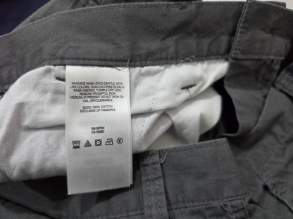 Bermuda Columbia Talla 32 Gris Oscuro