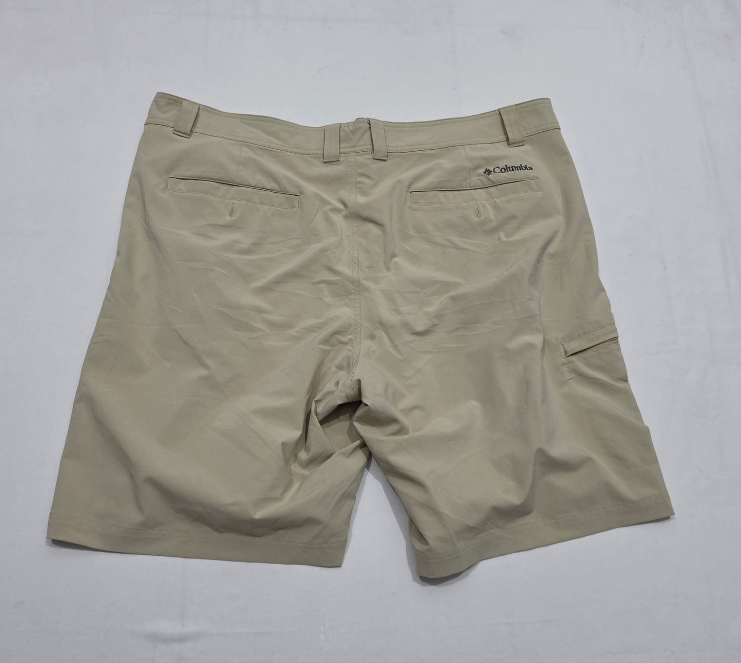 Bermuda Columbia Talla 40 Beige