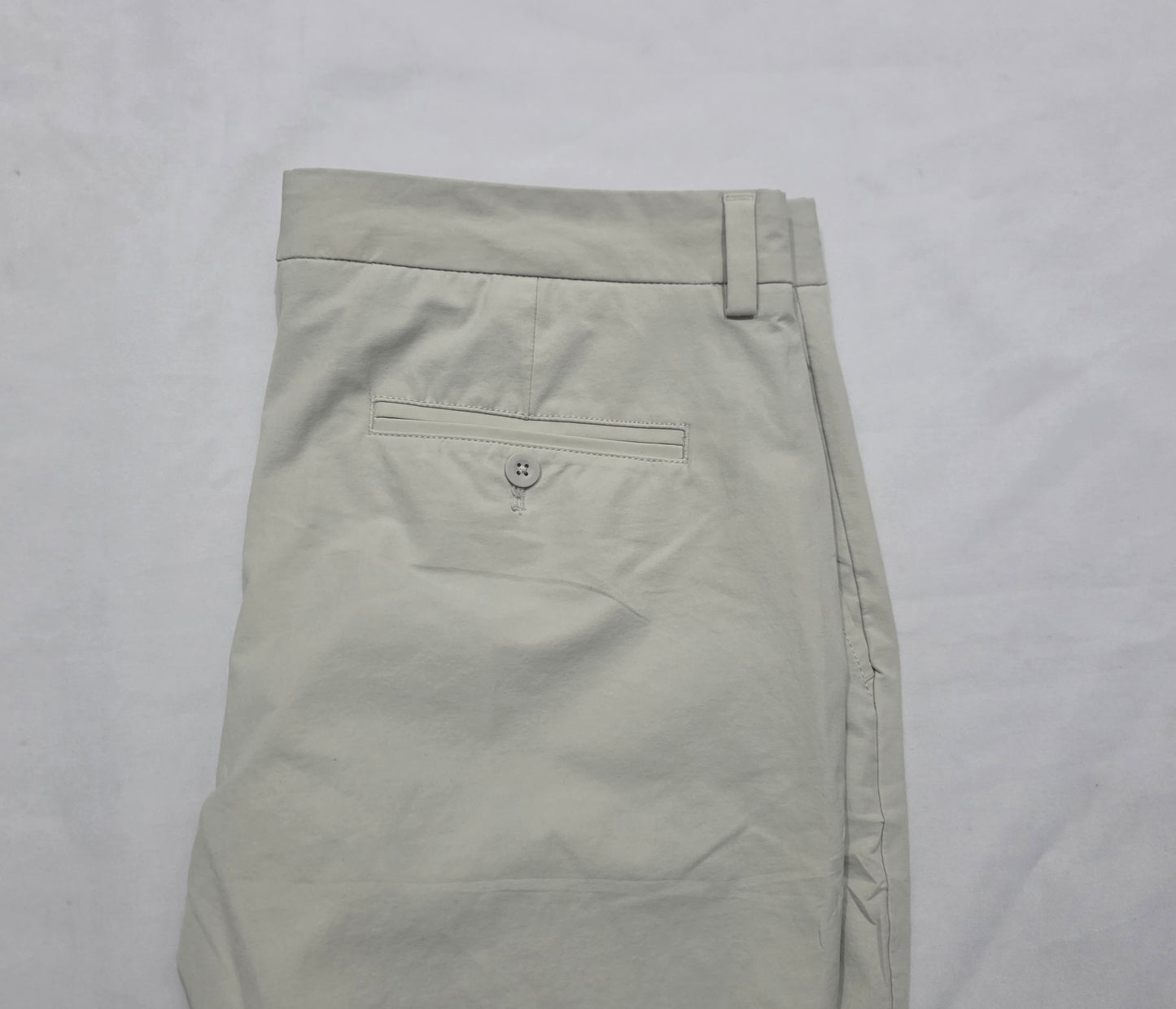 Bermuda Vineyard Vines Otg Talla 33 Beige (Usado)