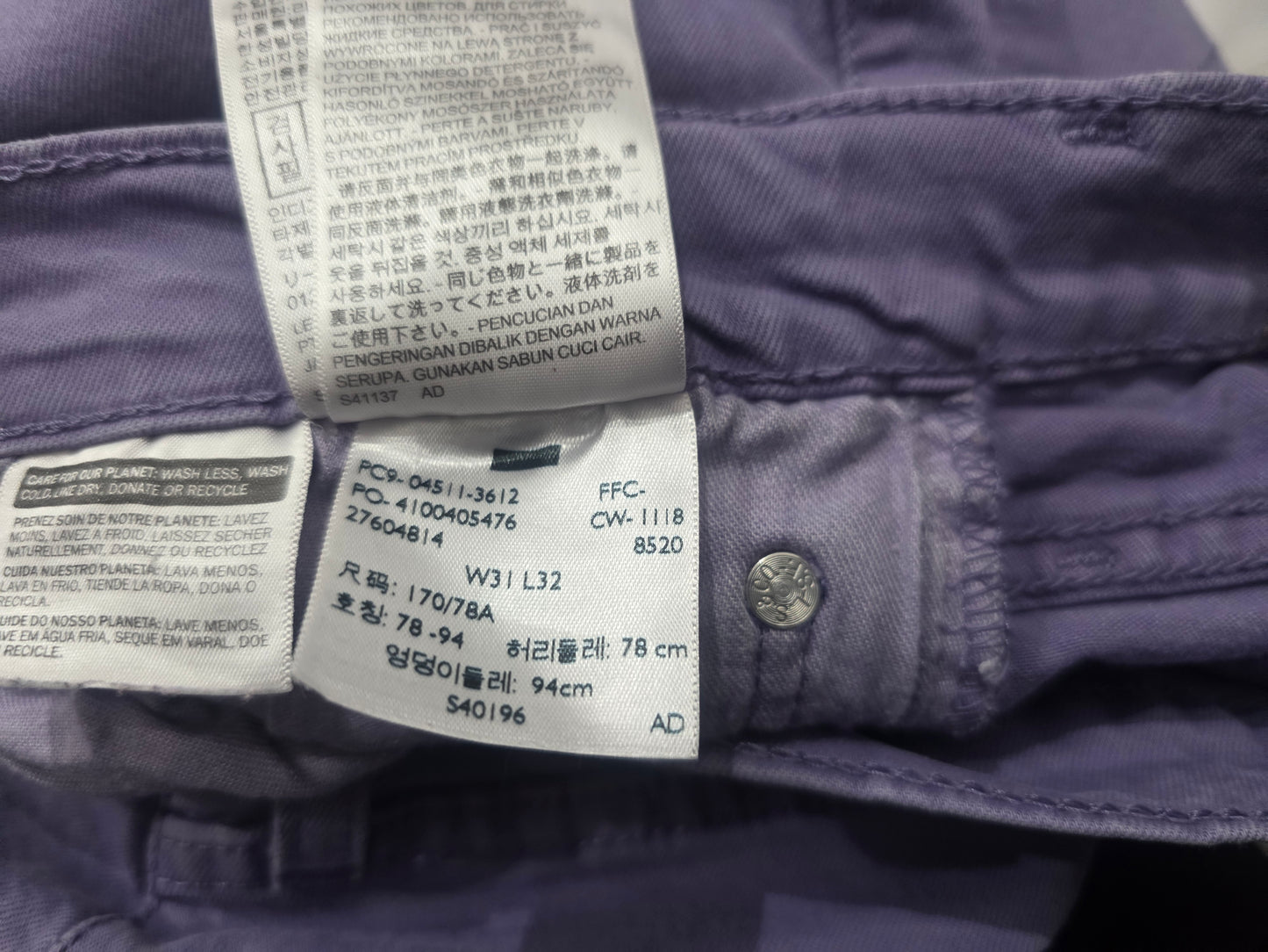 Pantalon Slimfit Levis 511 31x32 Lila (Usado)