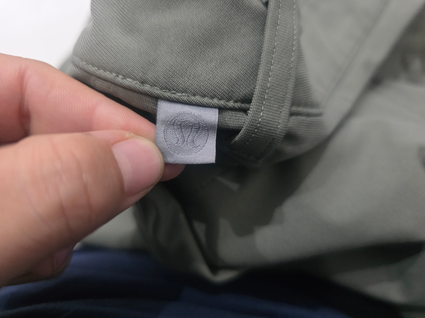 Pantalon Lululemon 33 Verde Deportivo (Usado)