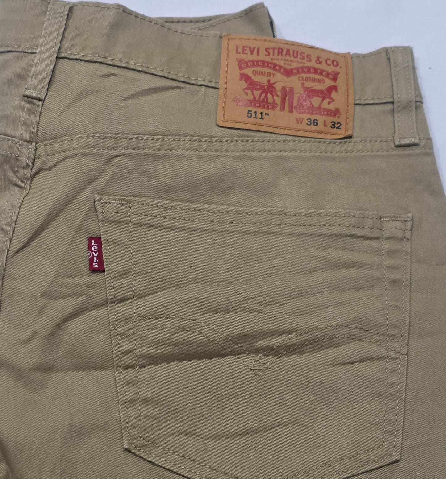 Pantalon Slimfit Levis 511 36x32 Cafe (Usado)
