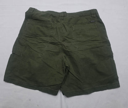 Bermuda Columbia Talla 40 Verde (Usado)