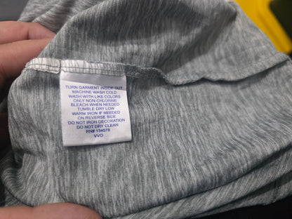 Playera Vineyard Vines Chico S Gris Performance (Usado)