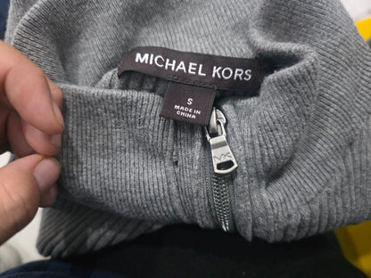 Sueter Michael Kors Chico S Gris Cuello Alto (Usado)