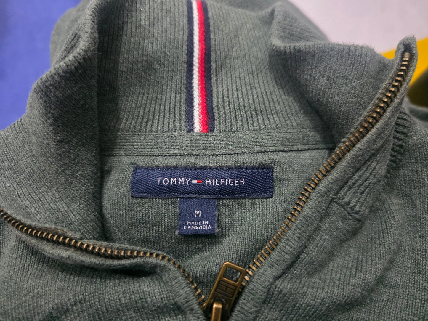 Sueter Tommy Hilfiger Mediano M Verde Cierre Corto (Usado)
