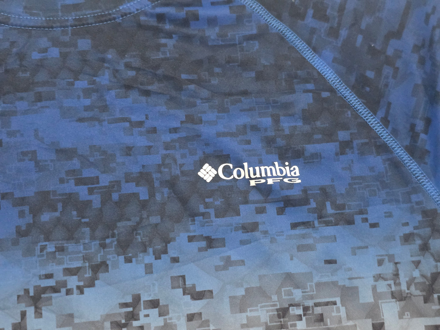 Playera Manga Larga Columbia Pfg Mediana M Azul Rojo Blanco (Usado)