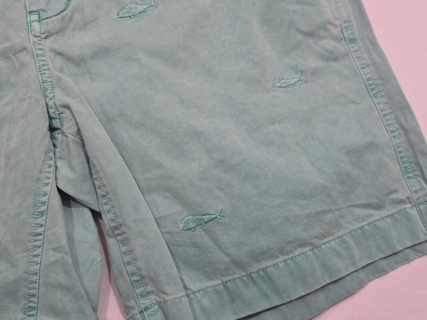 Bermuda Vineyard Vines Talla 33 Verde Deslavado (Usado)